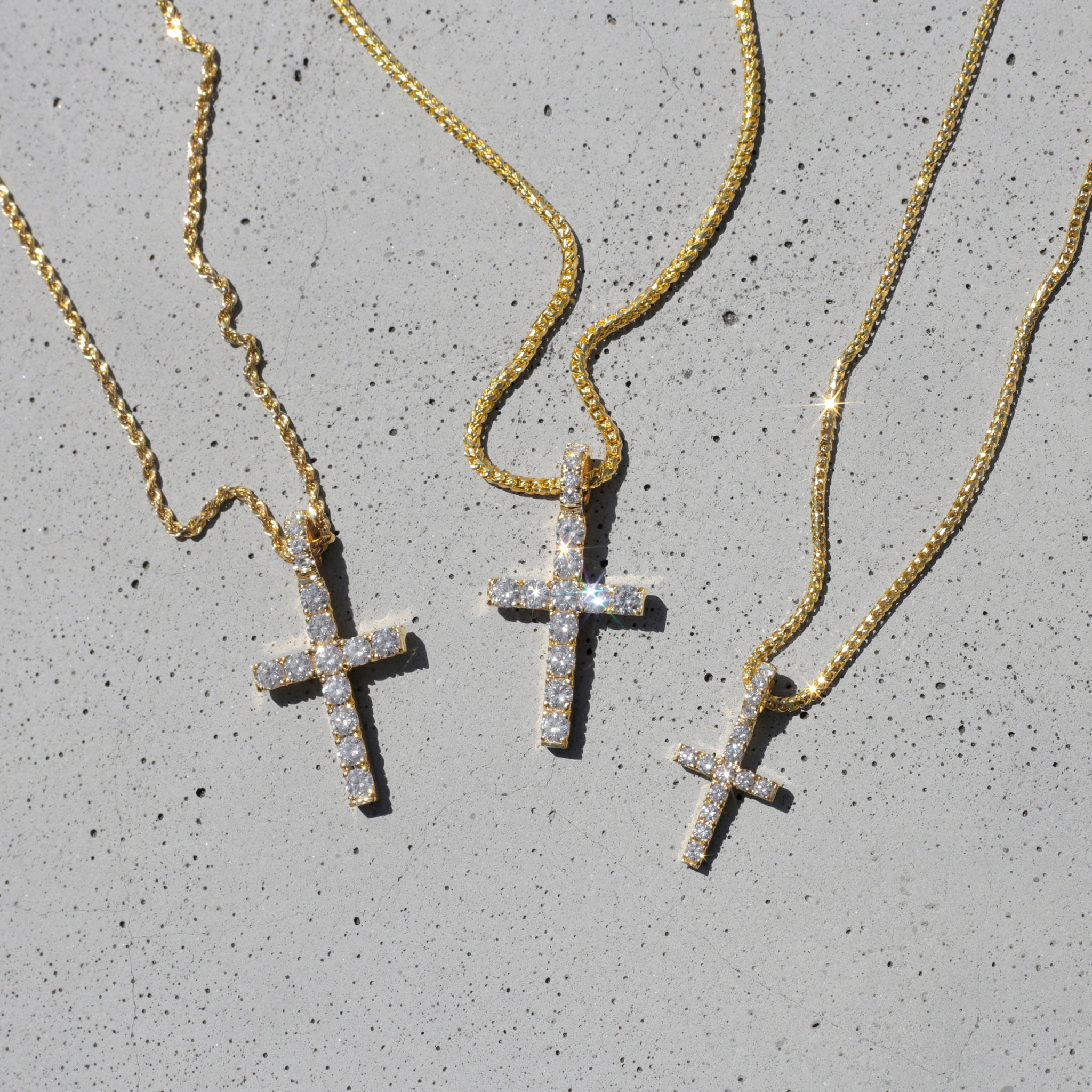 Fenom Mini Diamond Cross - Fenom & Co.